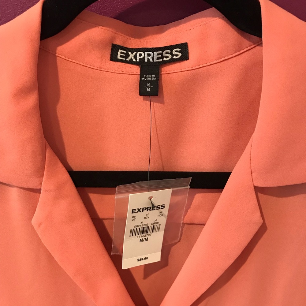 Express peach ๐ top - Picture 2 of 3